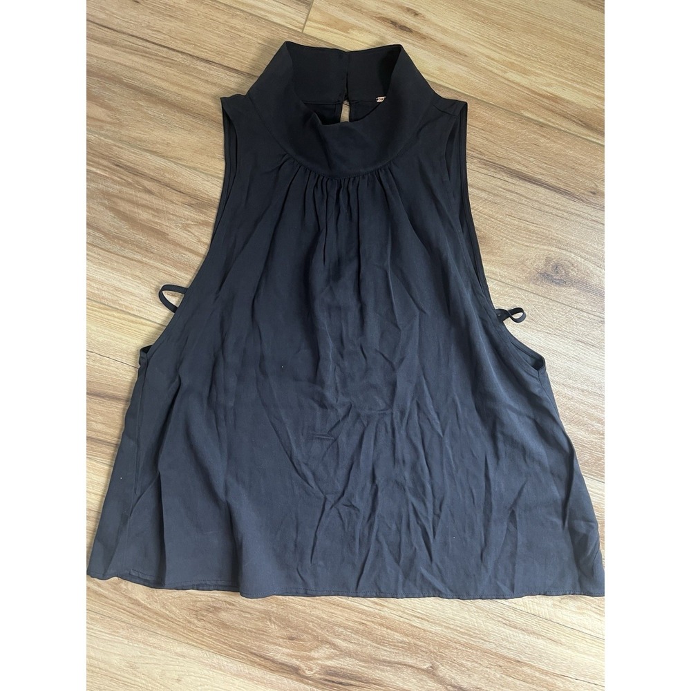 Free People Wm Sm Black Sleeveless Mock Neck Top Coastal‎ Minimal Preppy Chic